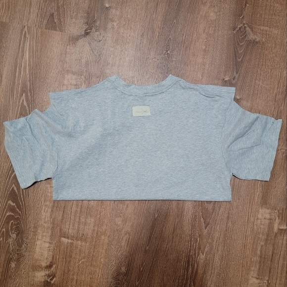❤ Men's Fear of God t-shirt, Large, Gray - Picture 5 of 5